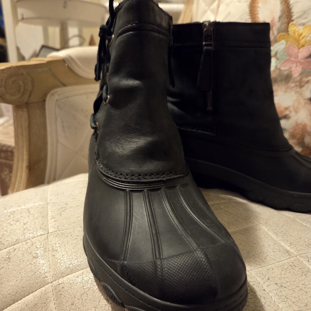 Sperry Black Lace-Up Boots - Picture 3 of 11